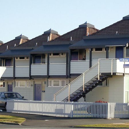 Motel Six Hamilton Exterior photo